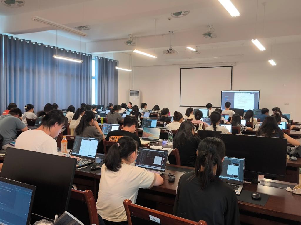 实践出真知 磨砺长才干——数学与统计学院开展实践周系列活动