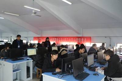 学院成功举办“1+X”Web前端开发职业技能等级证书试点考试