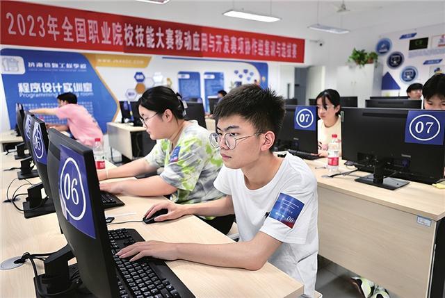 锦绣之路 济南信息工程学校勇夺2023年全国职业院校技能大赛双项入场券侧记